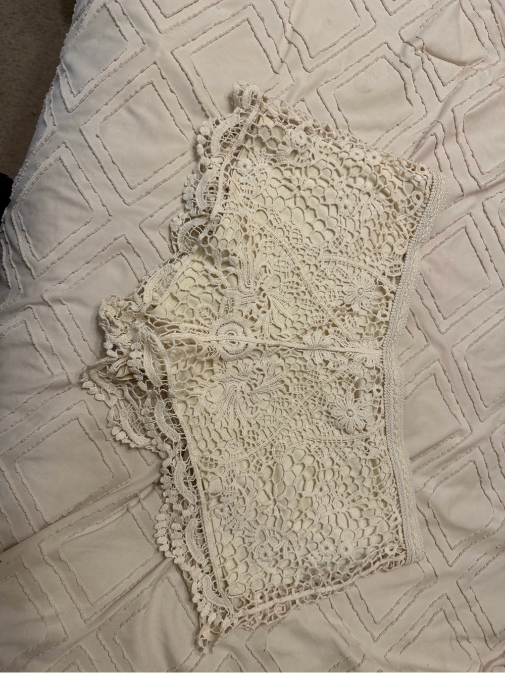 Forever 21 Cream Crochet Lace Shorts